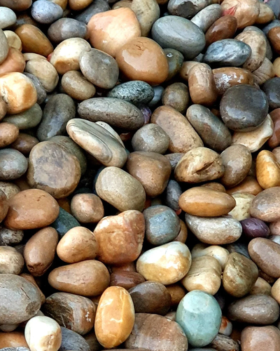 Natural Mix River Pebbles - Souq Garden